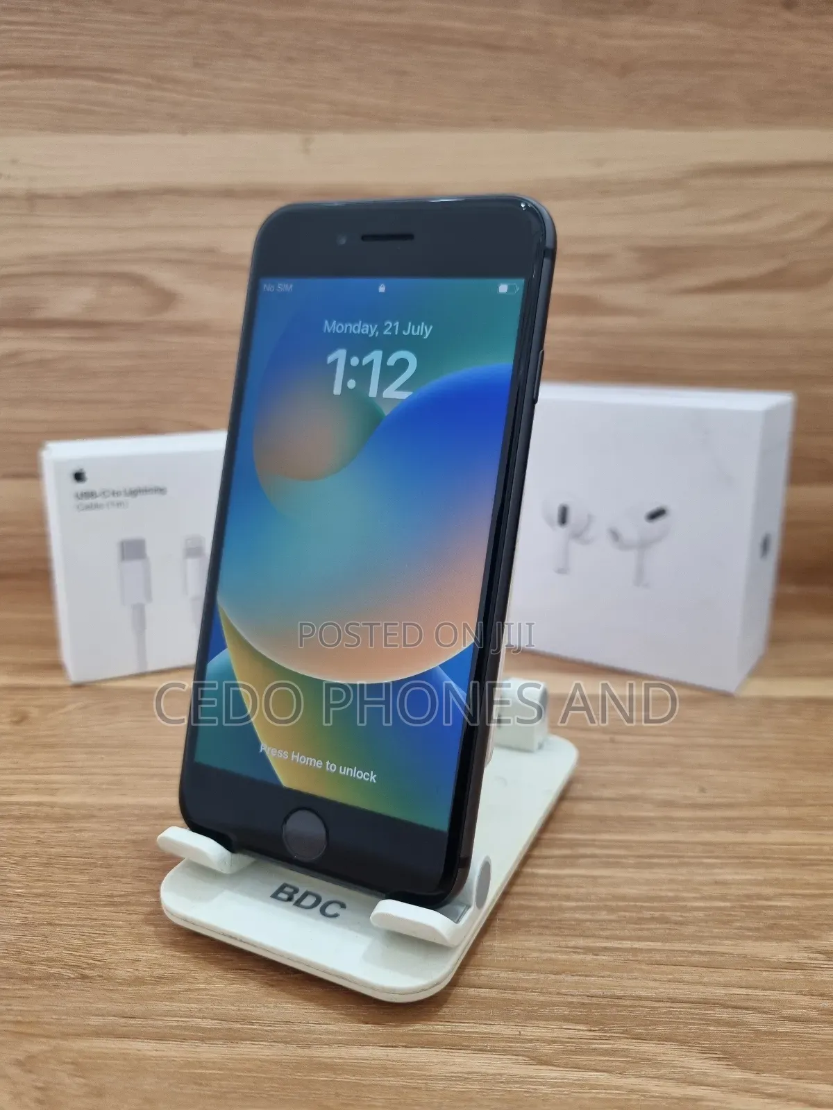 Apple iPhone 8 64 GB Black