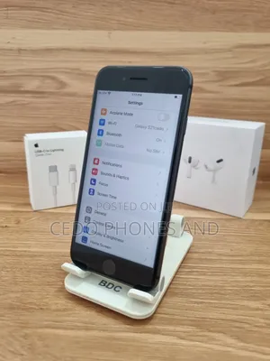 Apple iPhone 8 64 GB Black