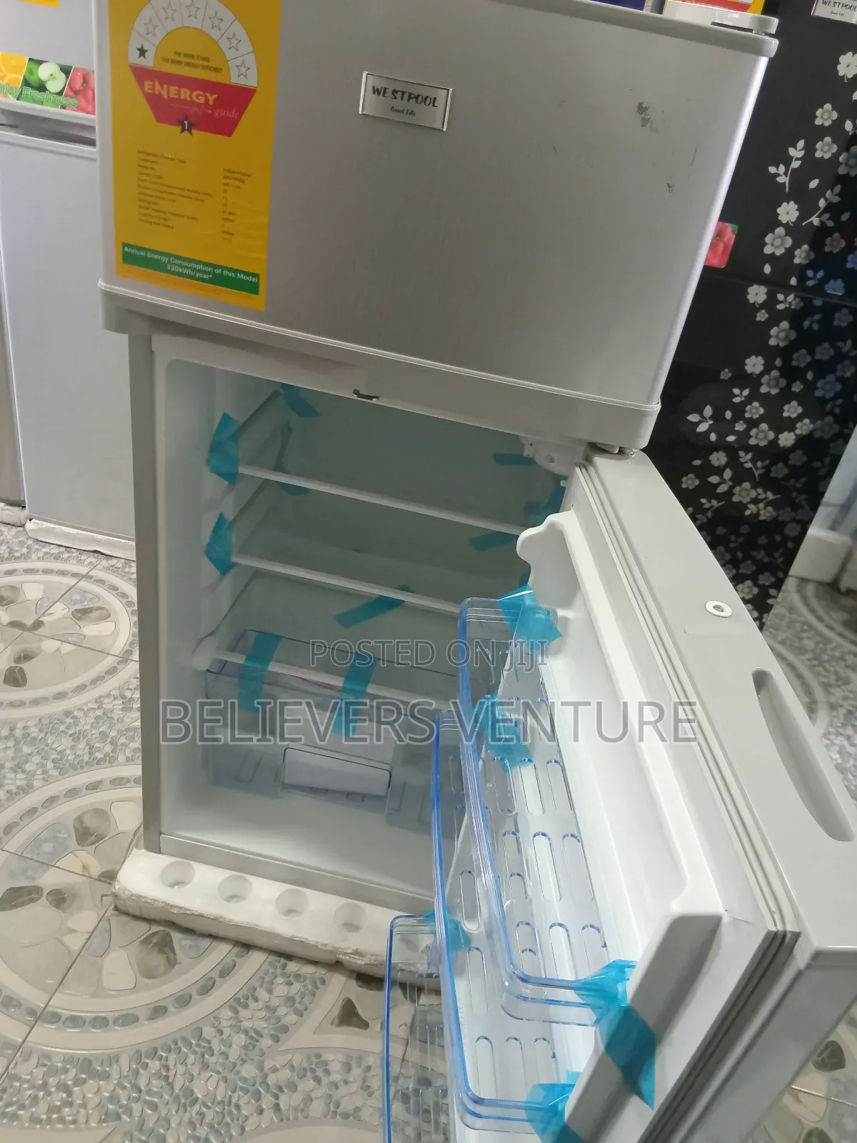 User-Friendly Westpool 2 Door Top Freezer Fridge Wp-115a