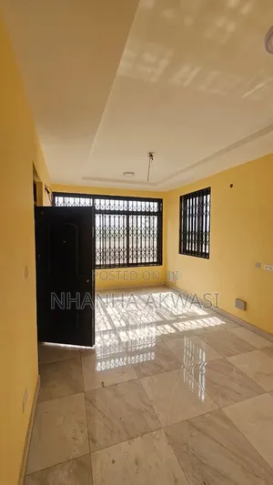 2bdrm Apartment in Lashibi Drc, Asuogyaman for rent
