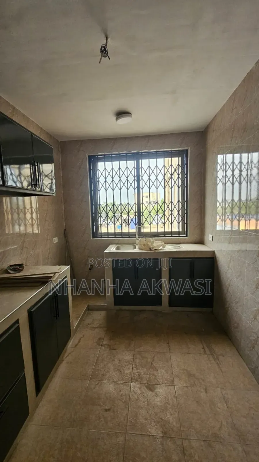 2bdrm Apartment in Lashibi Drc, Asuogyaman for rent