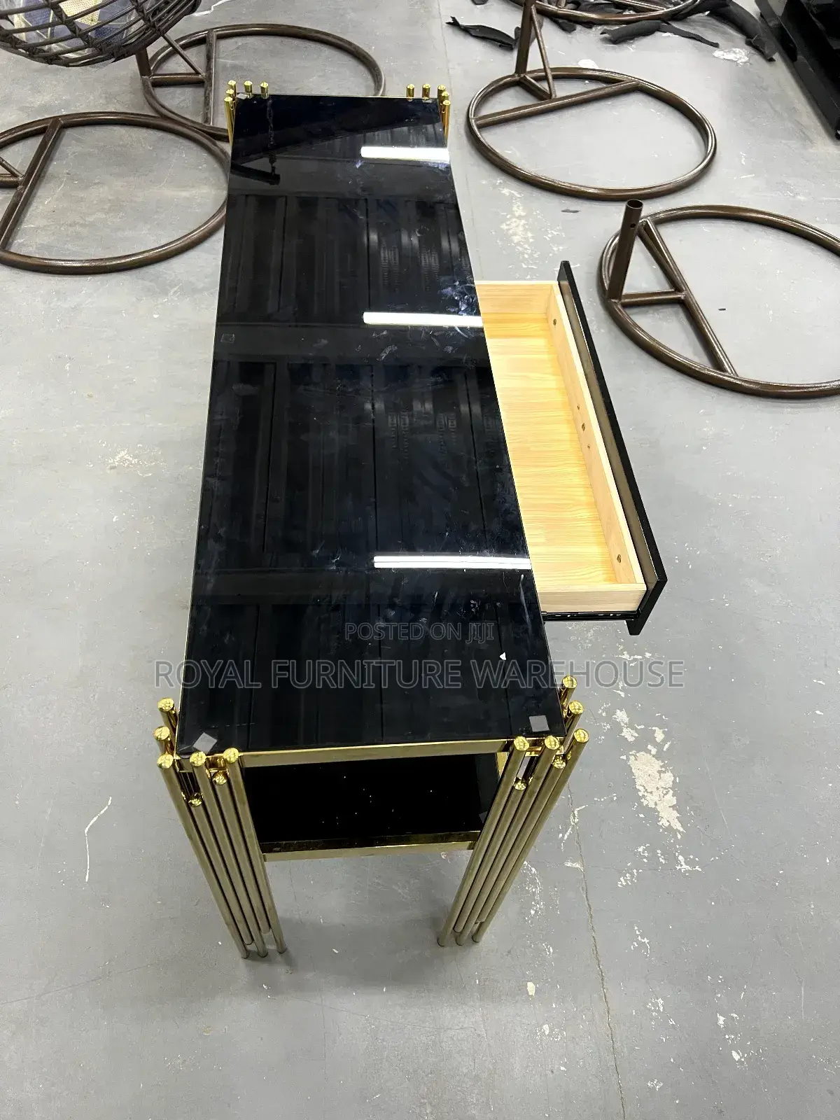 Royal Console With Drawer