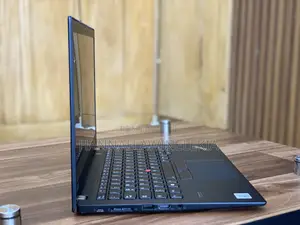 Laptop Lenovo Thinkpad T14s Gen 1 16GB Intel Core I7 SSD 512GB