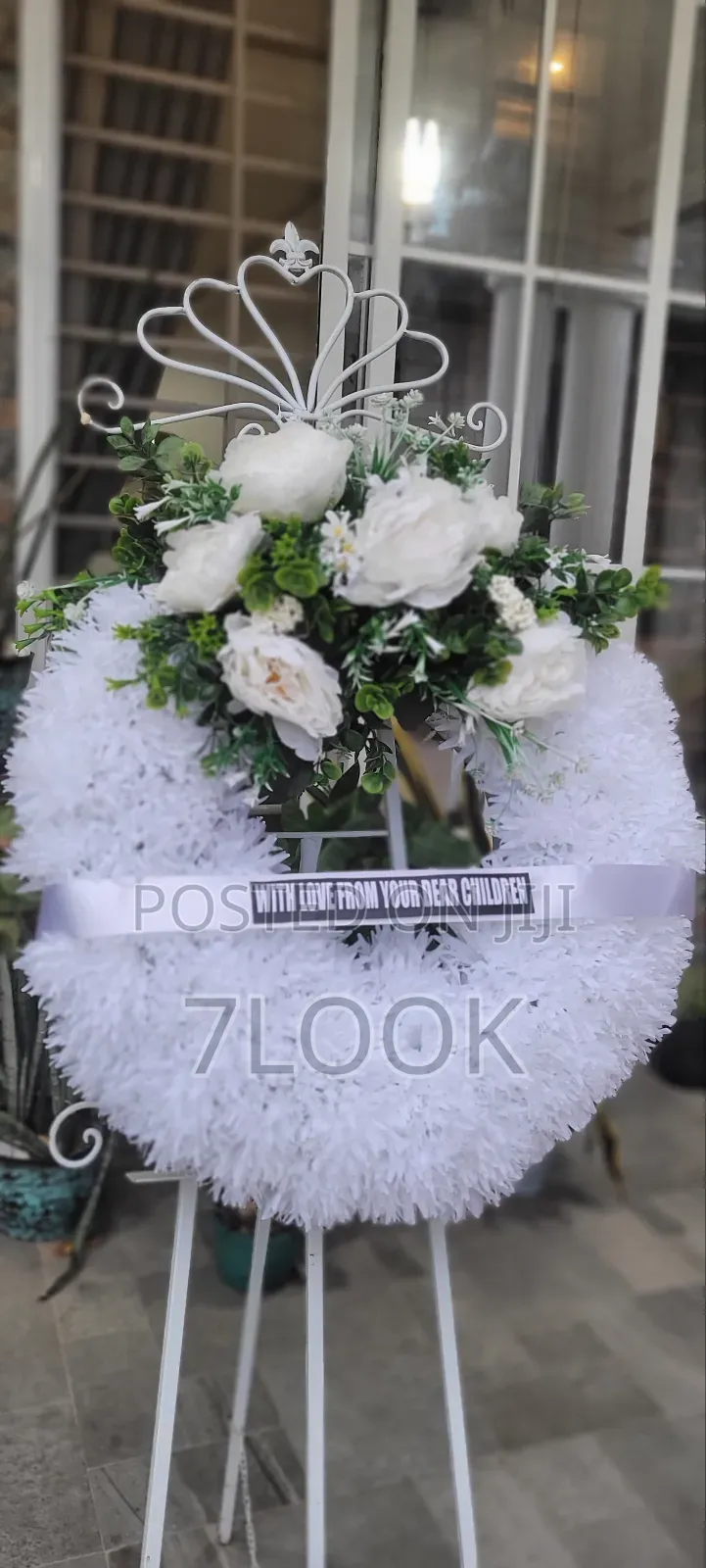 Admirable Wreath