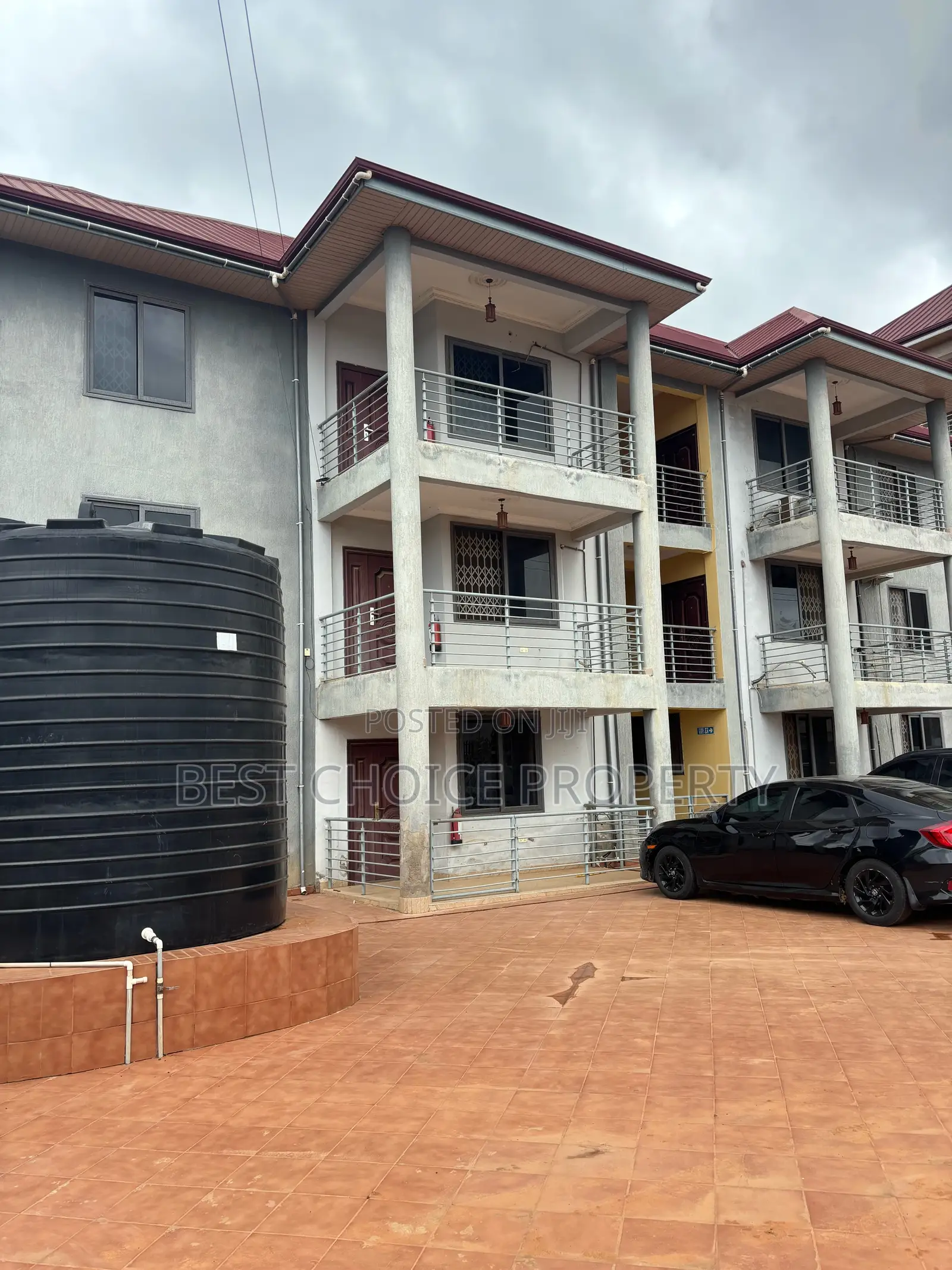 Two Bedroom Apartment Lakeside Community 8