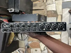 Photo - Behringer Studio Soundcard