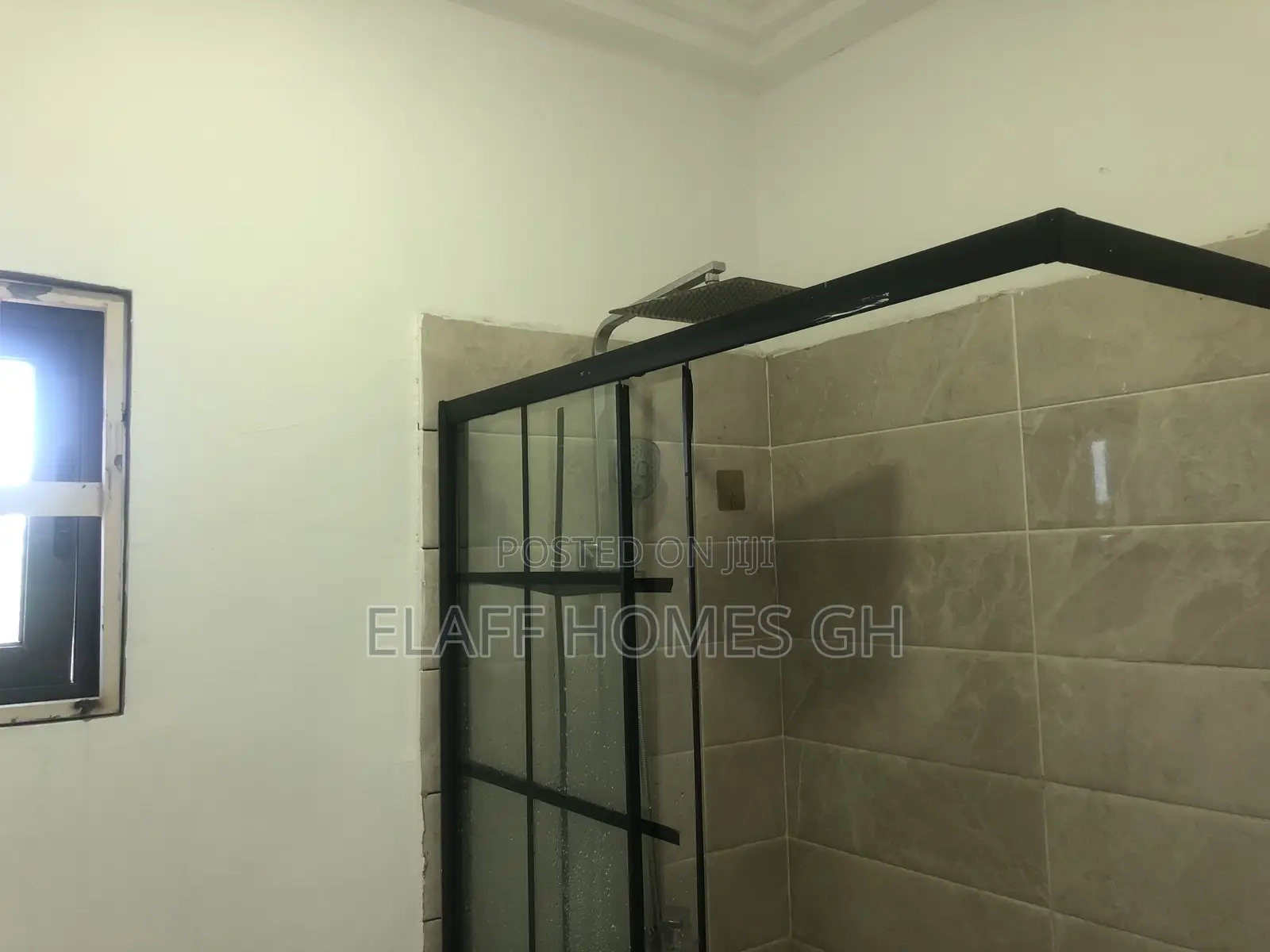 2bdrm Townhouse / Terrace in Elaffhomesgh, Ashaley Botwe for rent