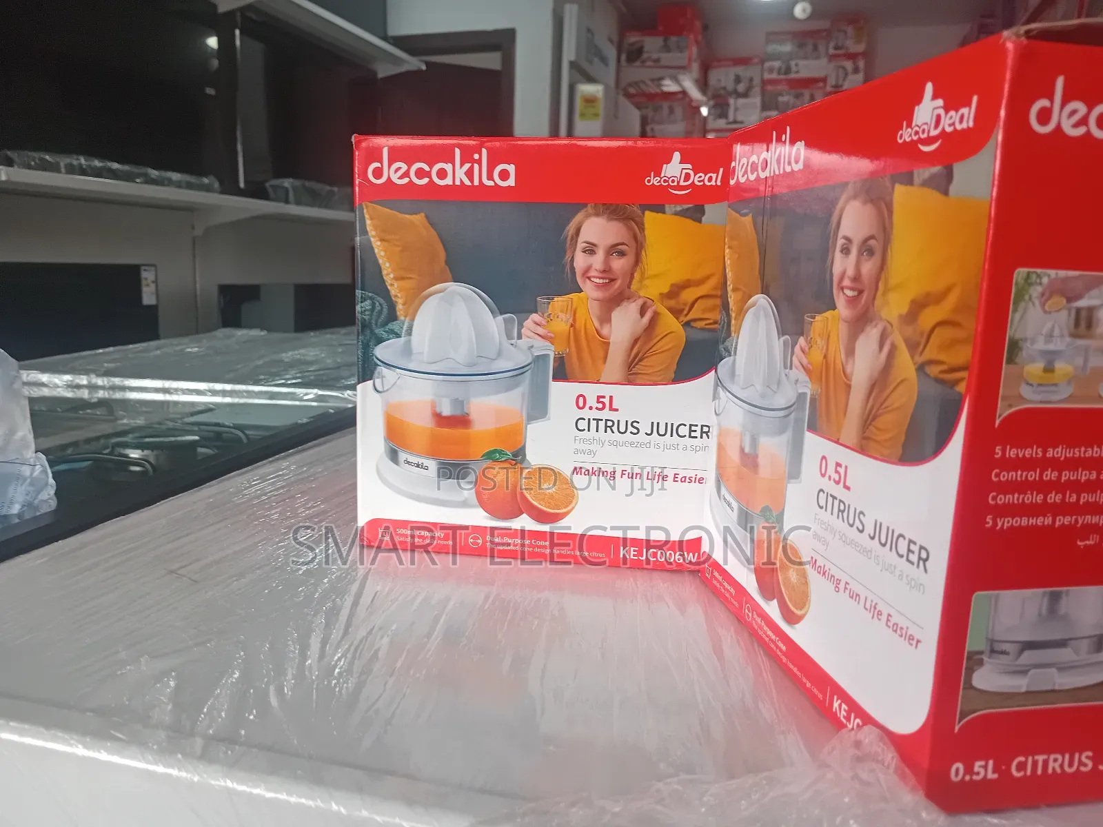 Easy to Use Decakila Fruit Juicer