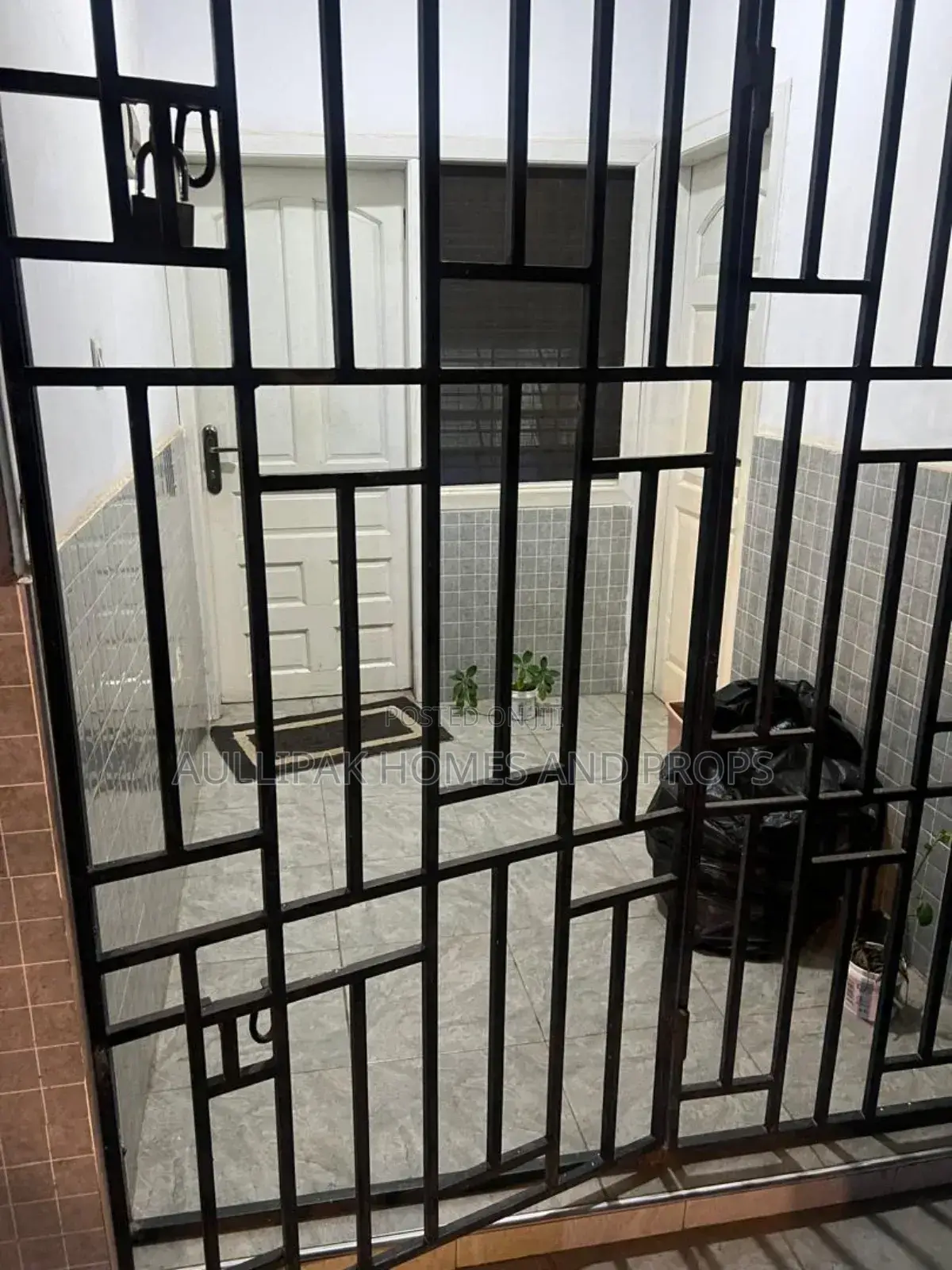 1bdrm Apartment in Lakeside for rent
