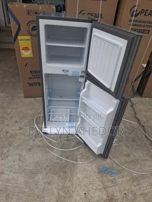 Quality Pearl Table Top Double Door With Top Freezer 80ltrs