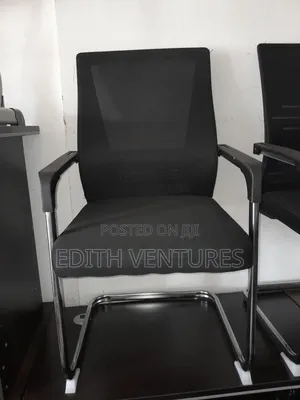 Check-in Visitor's Chair