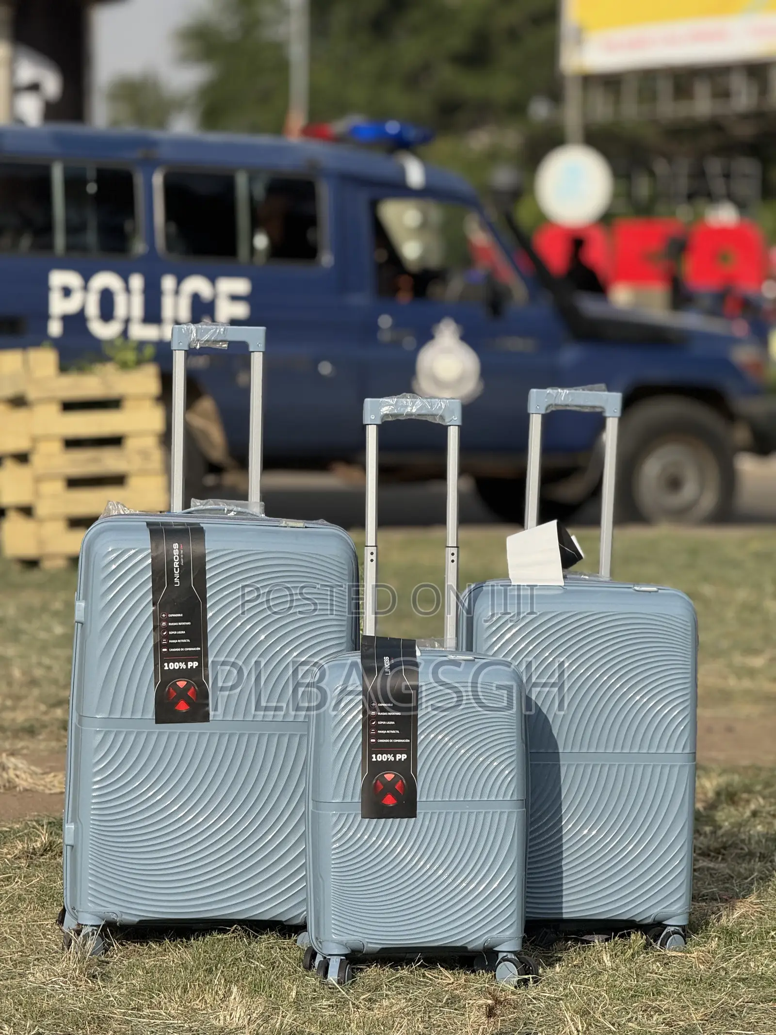 Three Set Pieces Luggage Unbreakable