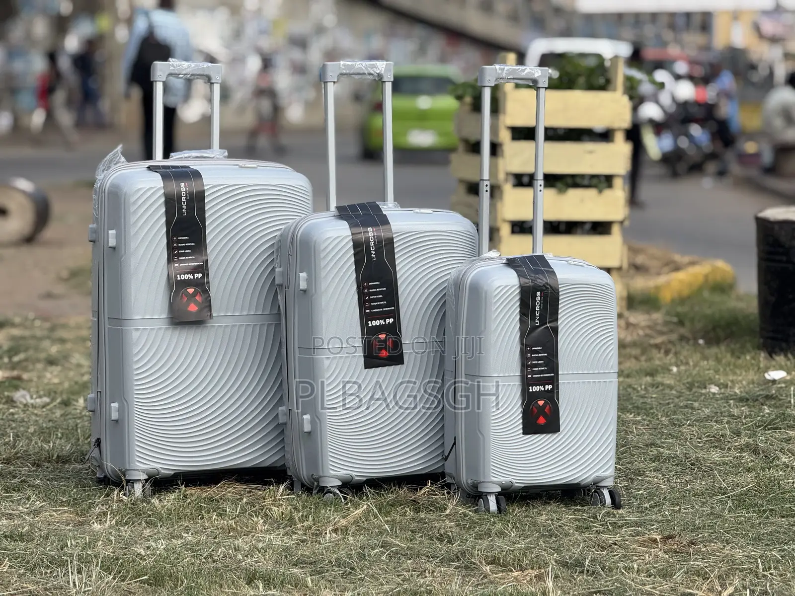 Three Set Pieces Luggage Unbreakable