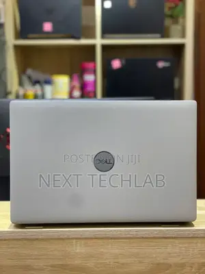 Laptop Dell Latitude 5520 24GB Intel Core I7 HDD+SSD 256GB