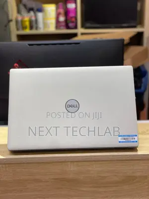 Laptop Dell Latitude 5520 16GB Intel Core I5 HDD+SSD 256GB