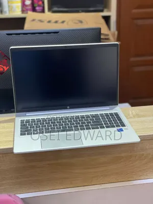 Laptop HP ProBook 450 G8 16GB Intel Core I7 HDD+SSD 256GB