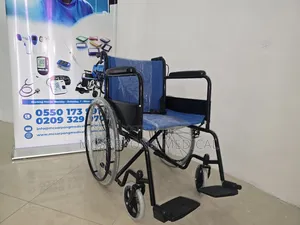 Moderate Weight Foldable Wheelchair