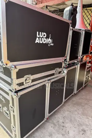 Lud -Mixer Rack /24- Channel Rack Mixer.