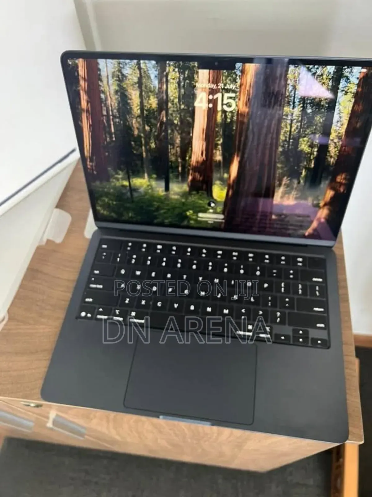 New Laptop Apple MacBook Air 16GB Apple M4 SSD 256GB