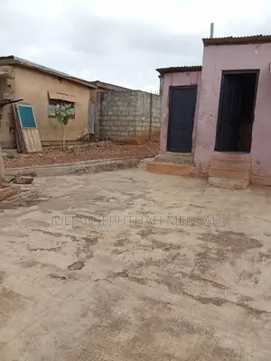 6bdrm Bungalow in Kumasi Metropolitan for sale