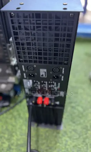 Bass Amplifier/Crest Audio Ca 20-+