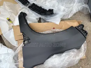 Mitsubishi Outlander 2019,2020, Fender Available