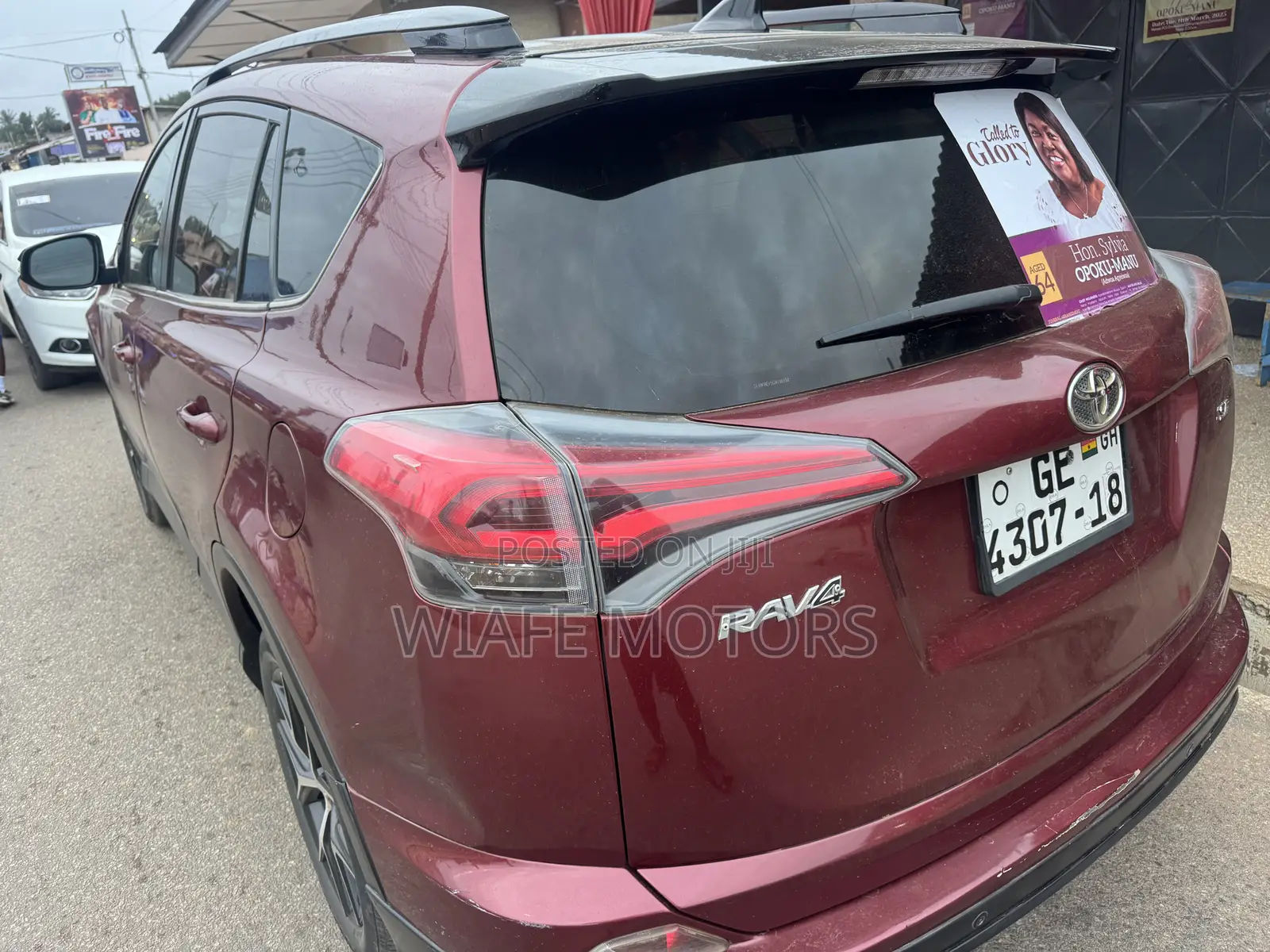 Toyota RAV4 SE AWD (2.5L 4cyl 6A) 2016 Red