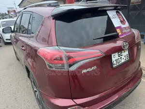 Toyota RAV4 SE AWD (2.5L 4cyl 6A) 2016 Red