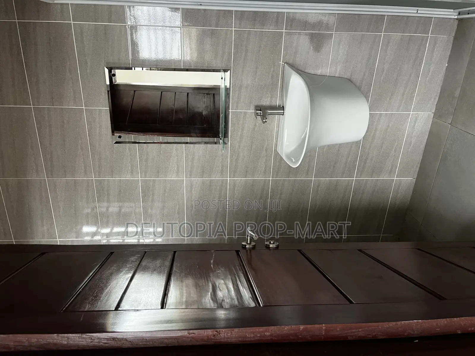 3bdrm Apartment in Central University, Prampram for rent