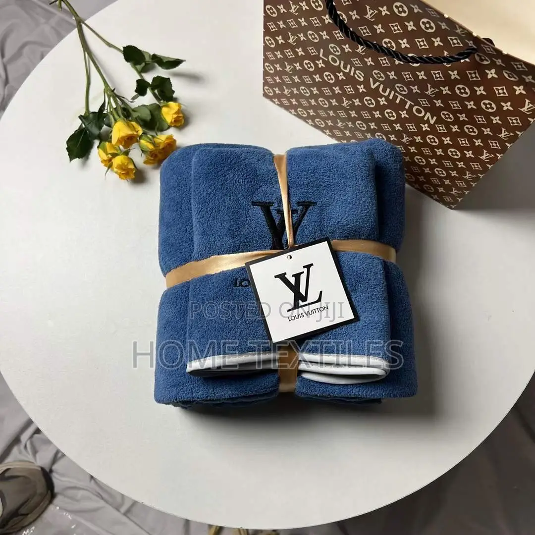 Bath Towel And Salon Towel