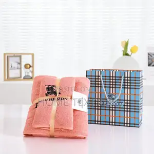 2 Bath Towels (1 Big, 1 Small Towel)