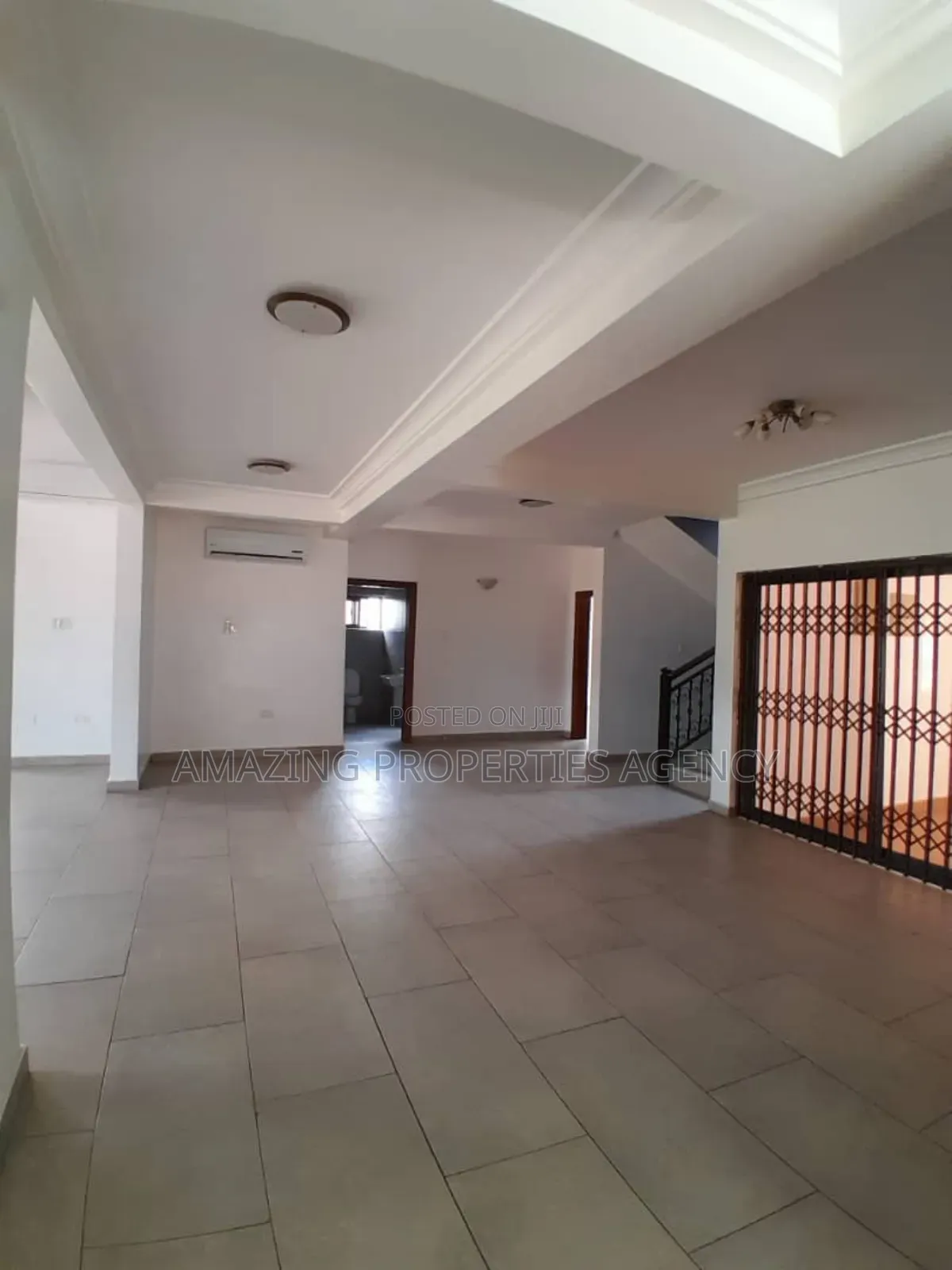 5bdrm House in Adjiriganor for rent