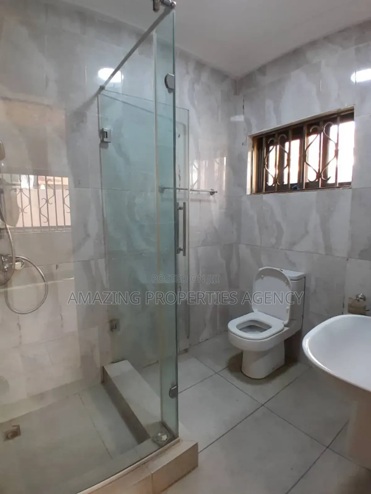 5bdrm House in Adjiriganor for rent