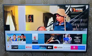 Uk Used Samsung Uhd HDR Smart Digital Satellite 43inches