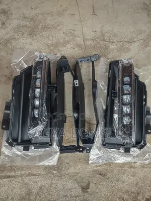 2020 2021 2022 Honda Cr-v CRV Fog Light and Cover Pair