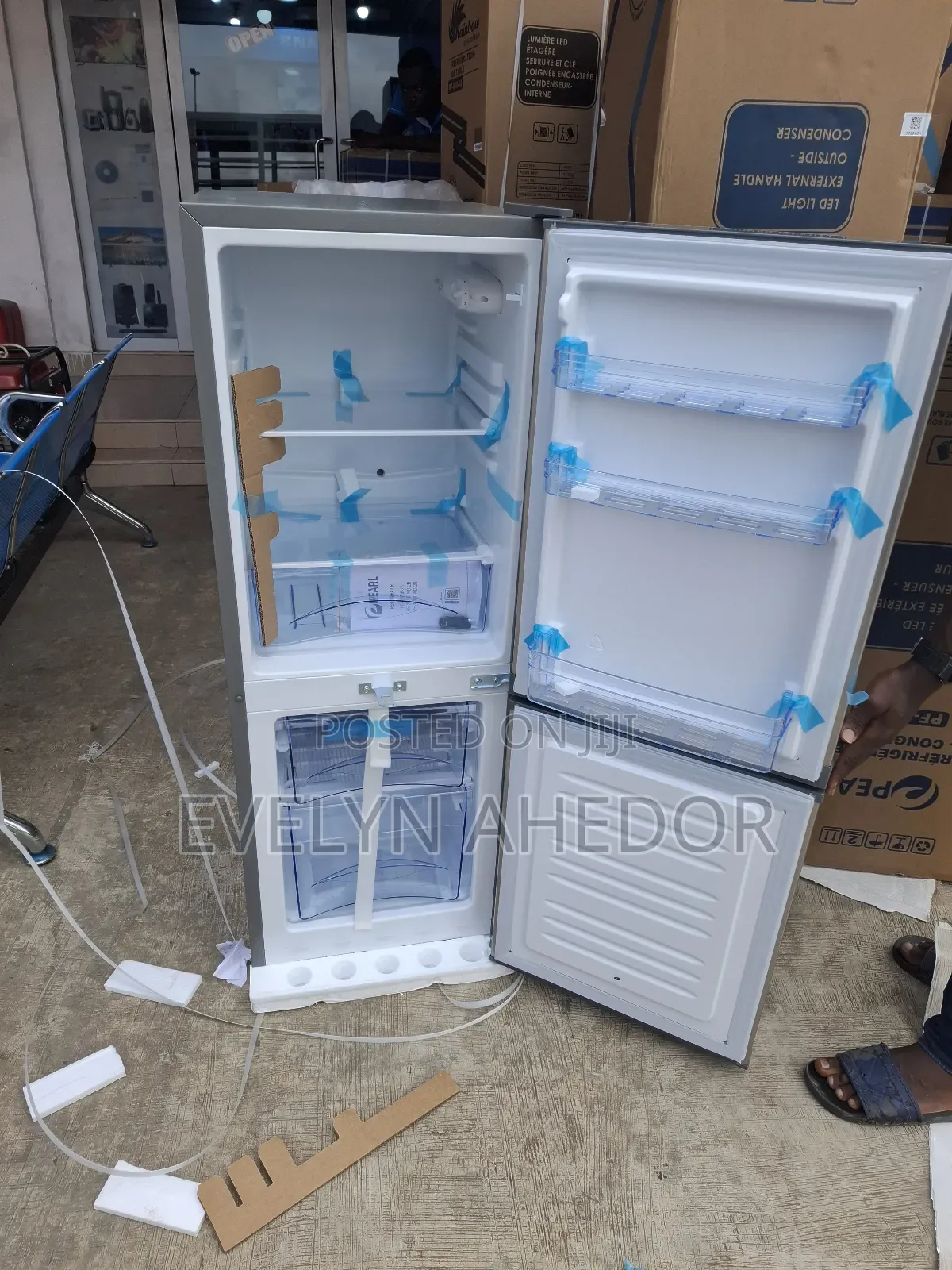 Wonderful Pearl Double Door Fridge With Lock and Key for Sal