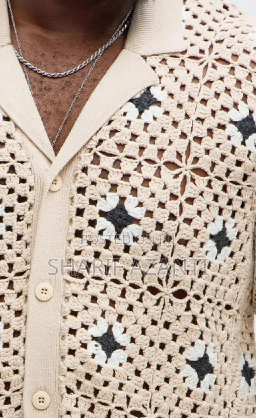 La Quinta Crochet Short Sleeve Cuban Collar Shirt