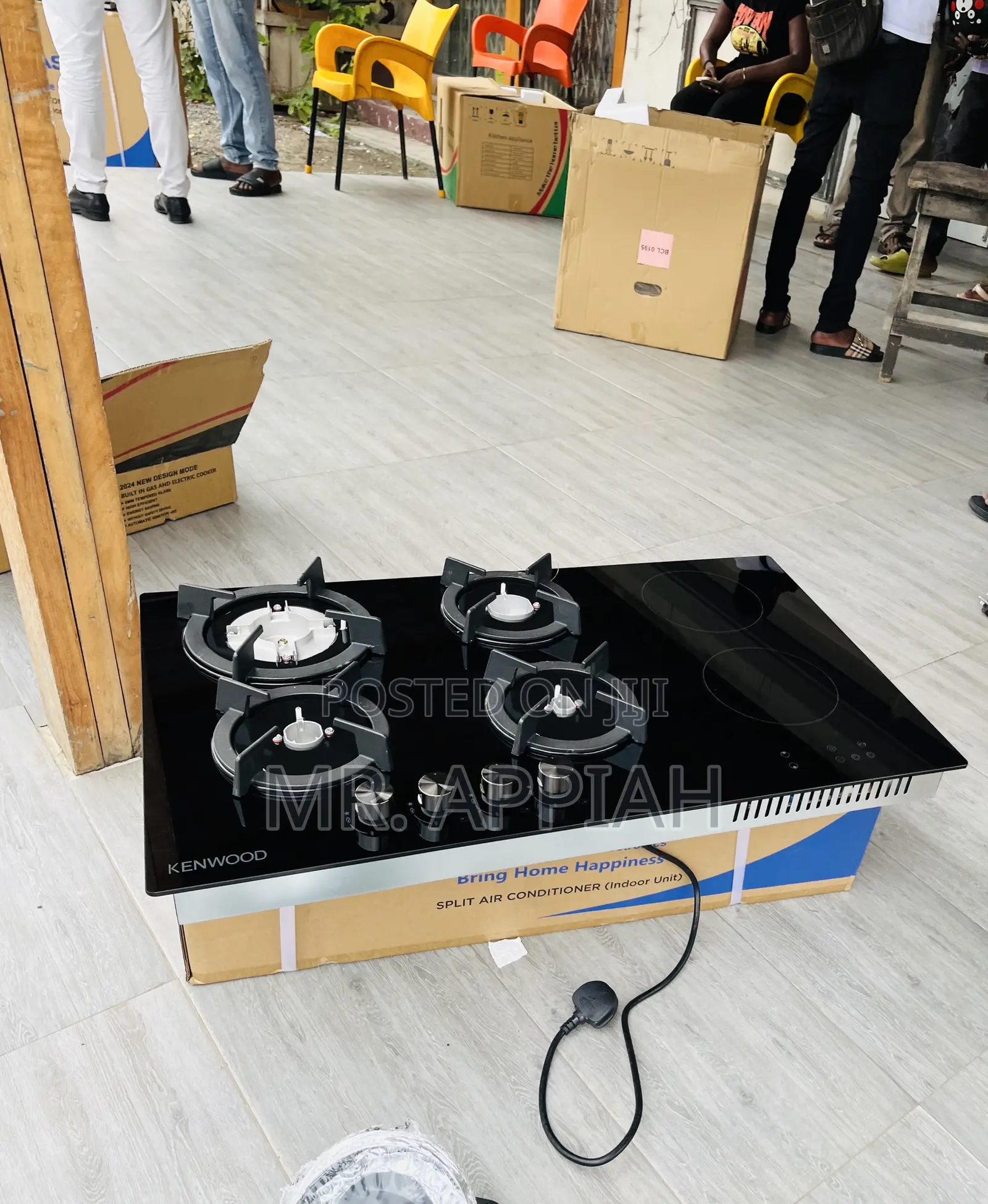 Most Classic Tempered Glass 4 Gas Hob + 2, Electric(Black).