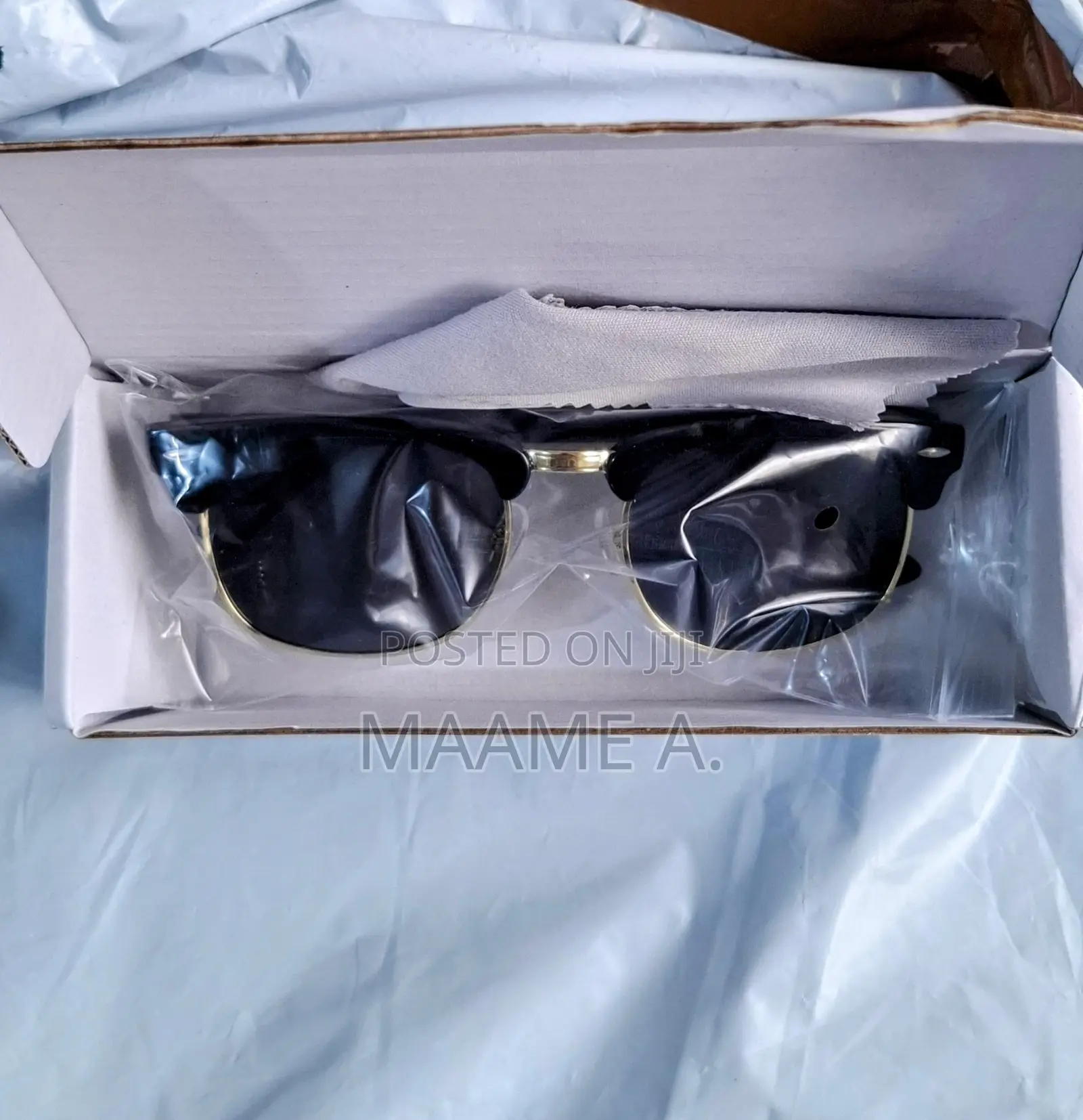 Pair Oval Shaped Sunglass