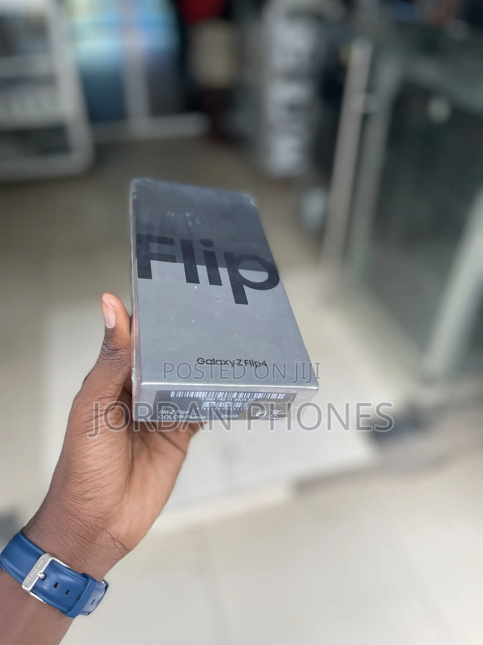 New Samsung Galaxy Z Flip4 256 GB Purple