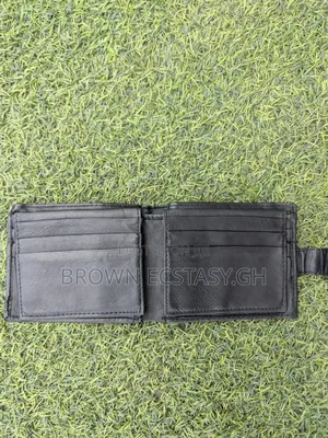 Home Used Wallet, Lots of Card Slots