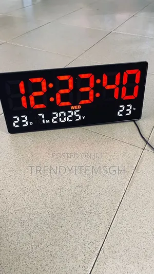 Digital Led Screen Clock With Calendar Temperature