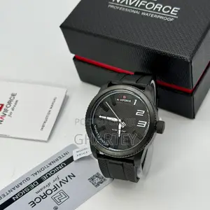 Photo - Naviforce Analog Rubber Strap Watch