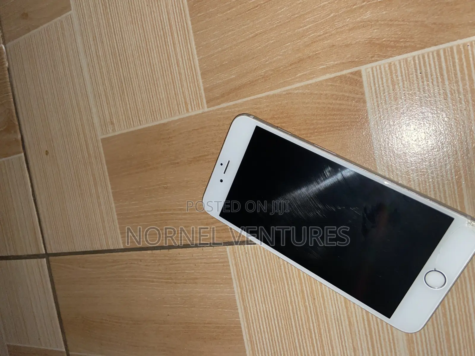 Apple iPhone 6s Plus 32 GB Silver