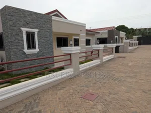 3bdrm House in Dki Properties, Tantra Hills for sale