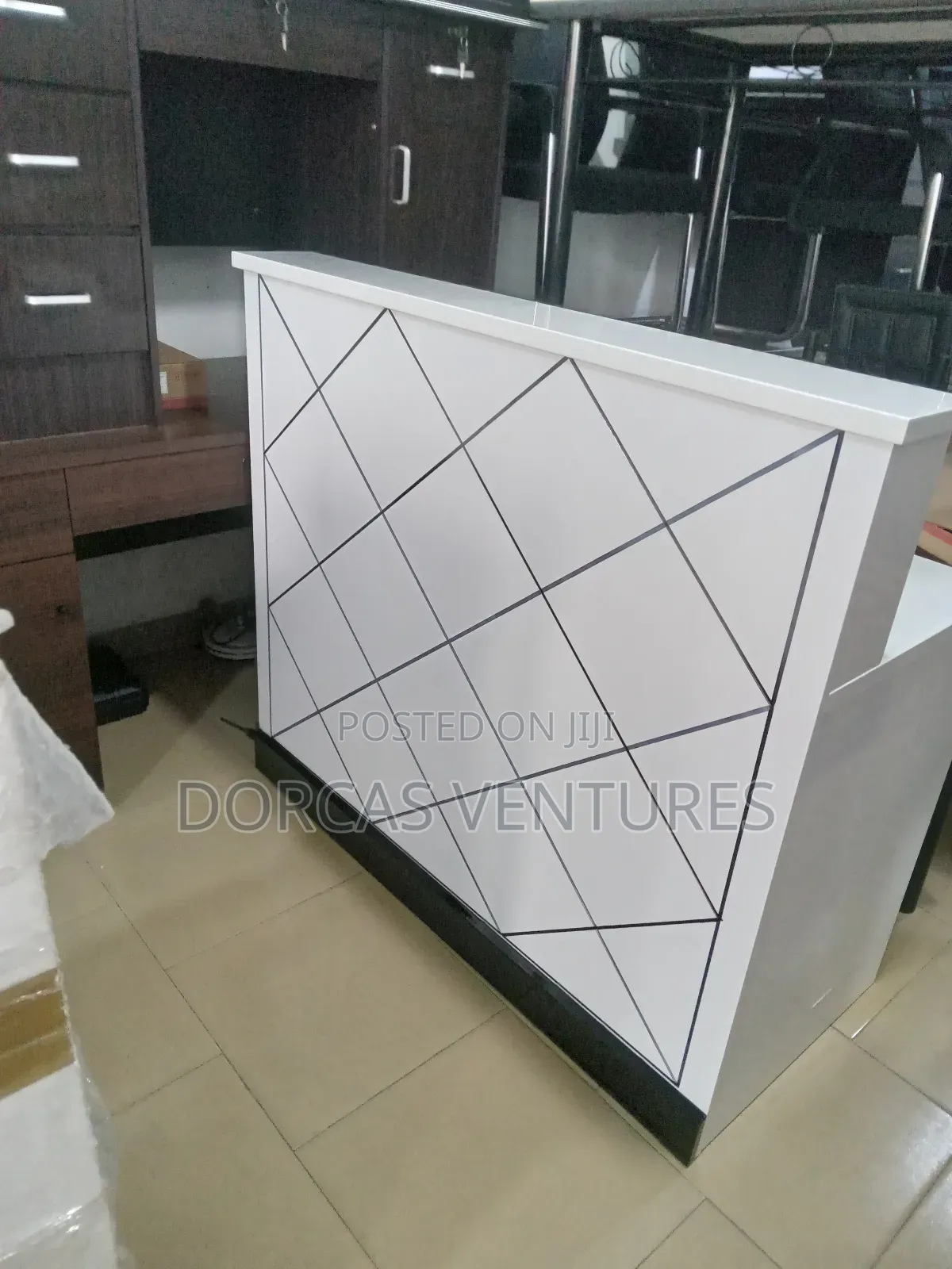Annex Desk