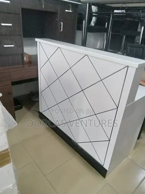 Annex Desk