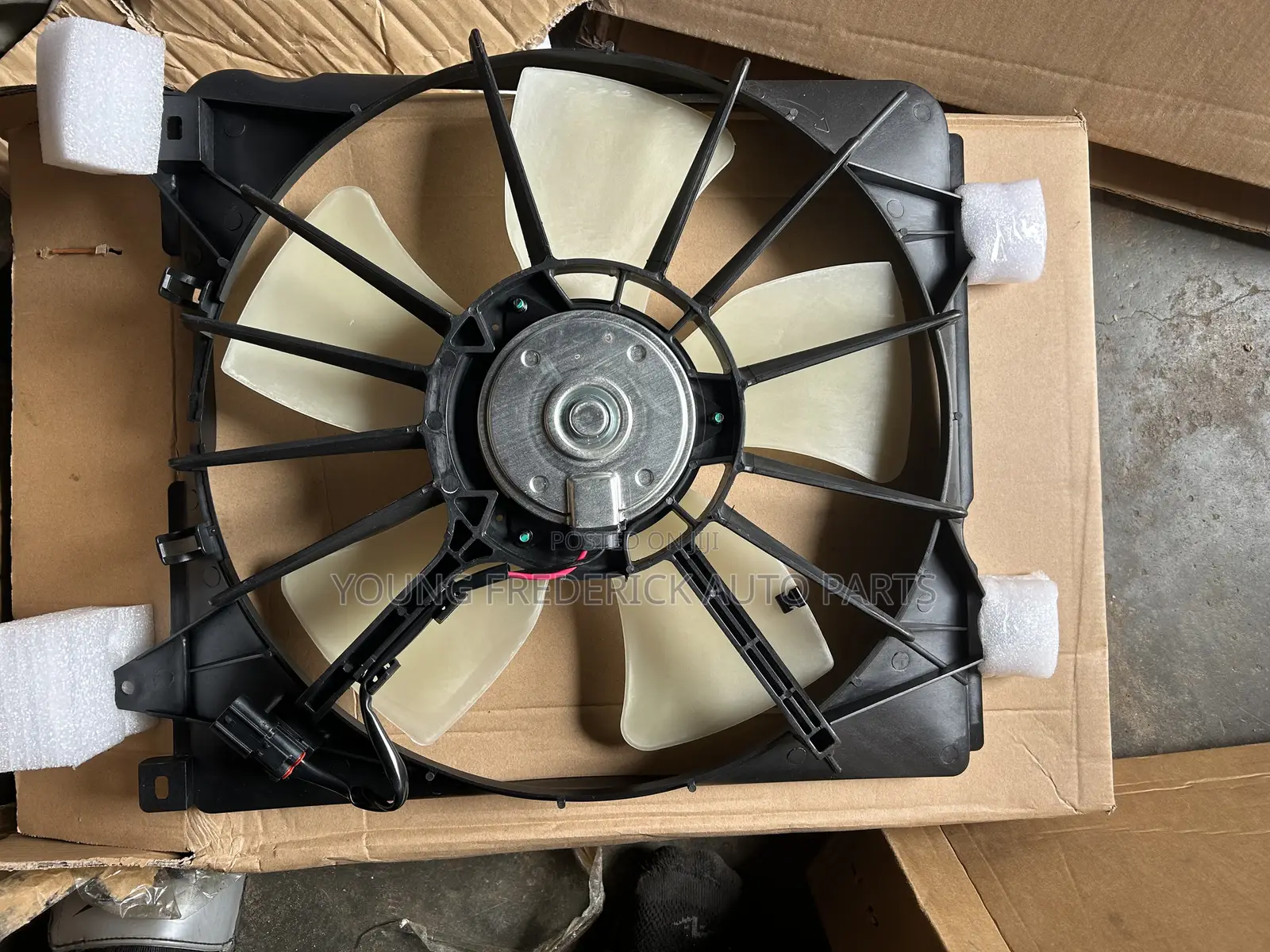 Honda Cr-v 2017 2018 2019 Radiator Fan