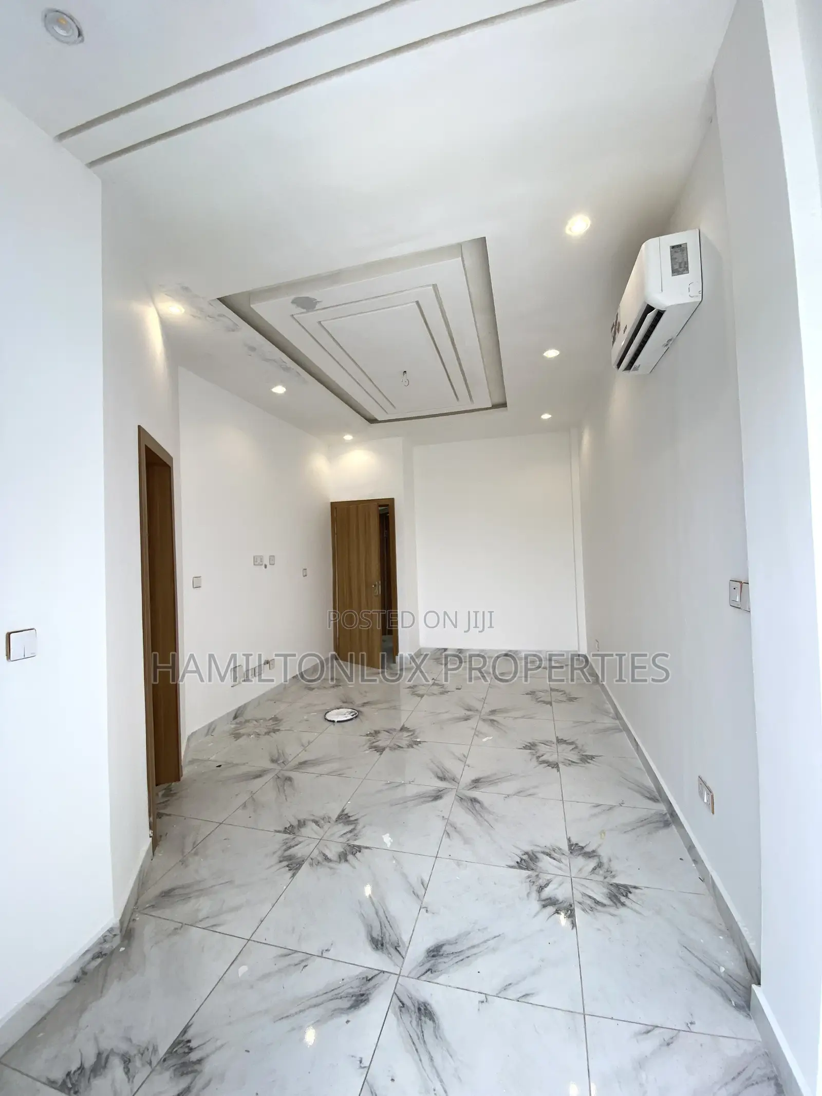 2bdrm House in Hamilton, School Junction for sale