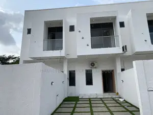 2bdrm House in Hamilton, School Junction for sale